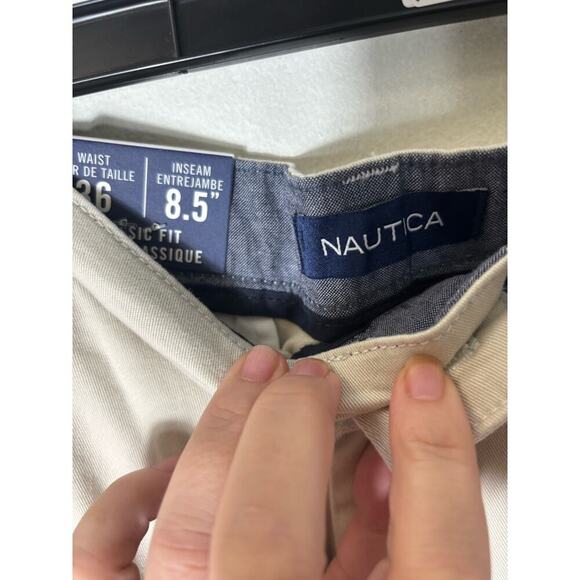NWT Men's Nautica Khaki Deck Short Sz 38W 8.5" Inseam - Picture 2 of 3
